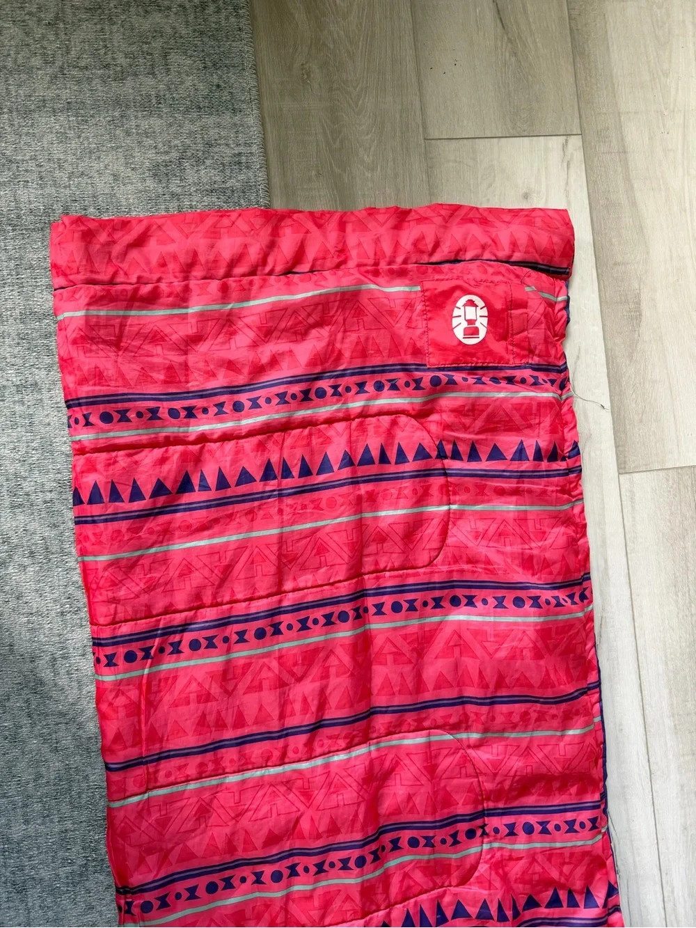 Coleman youth size sleeping bad Aztec pattern